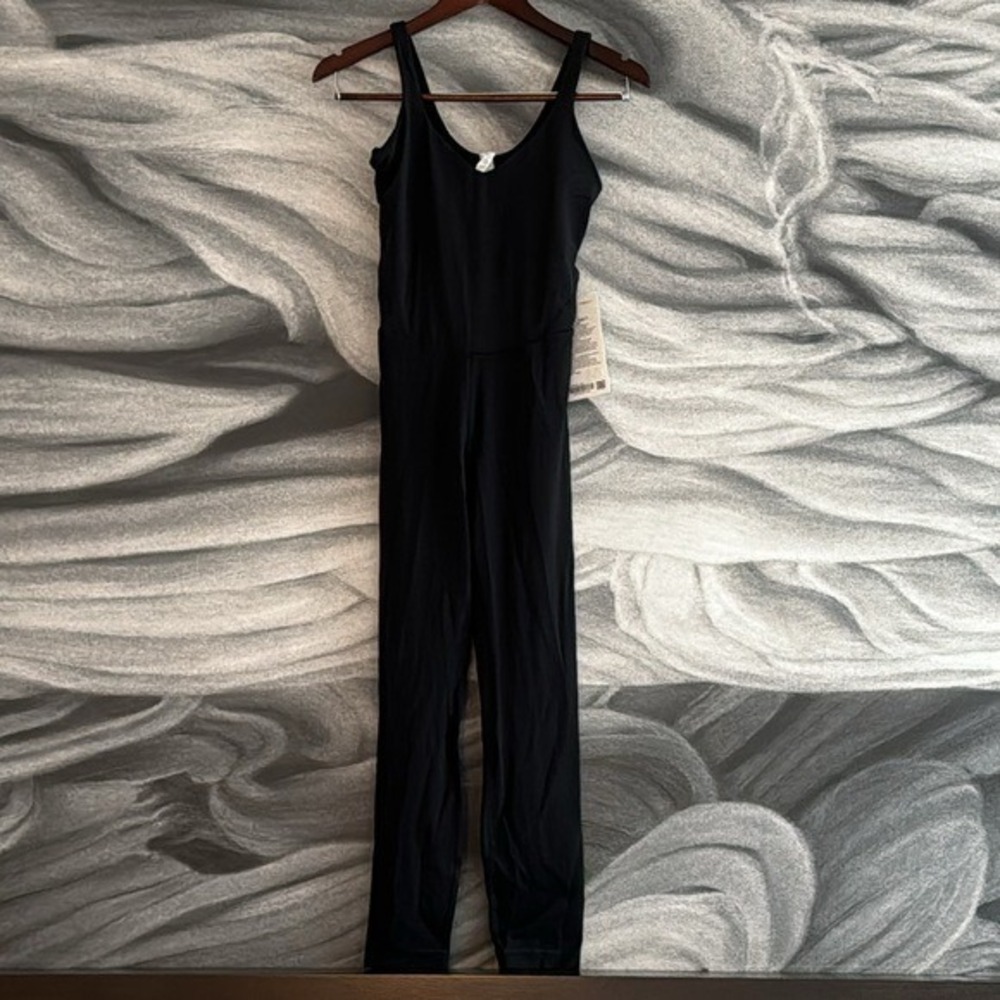 Lululemon‎ Align Bodysuit 25" Black size 4 NWT 🖤 - Picture 2 of 5